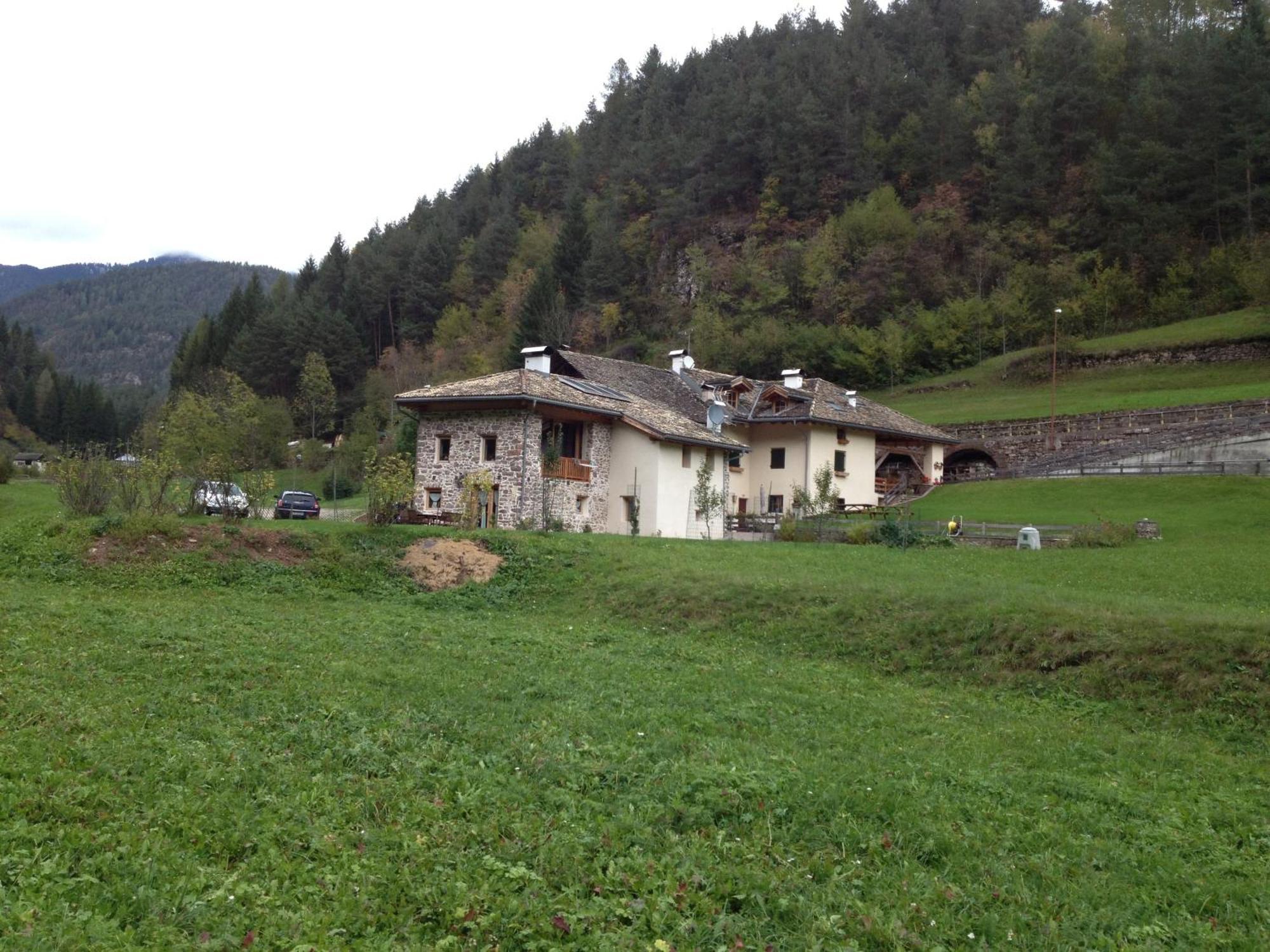 Maso Toneto Hotel Castello-Molina di Fiemme Exterior photo